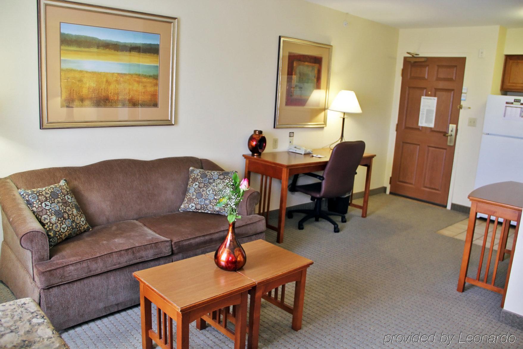 Staybridge Suites Lincoln I-80, An Ihg Hotel Exterior photo