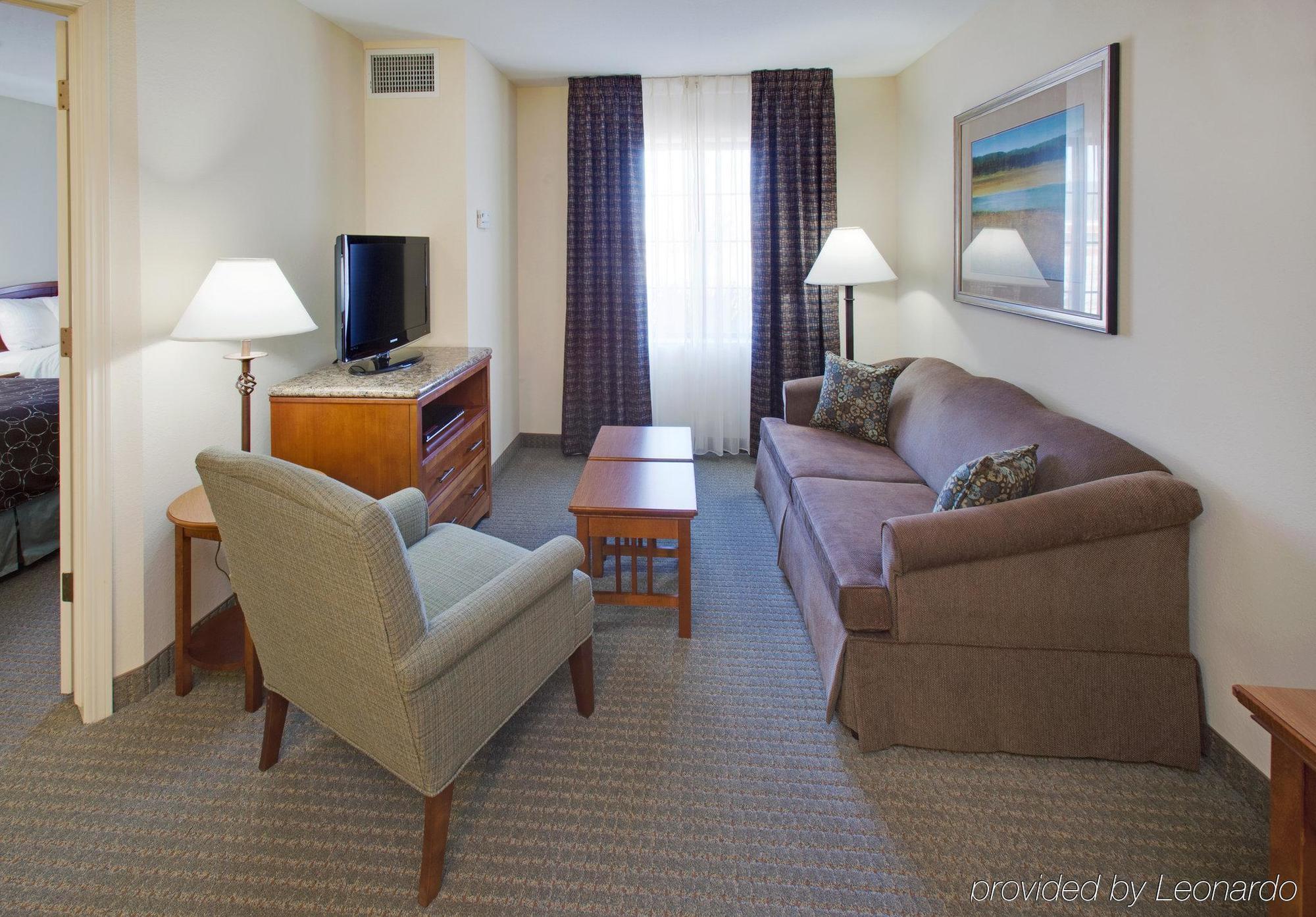 Staybridge Suites Lincoln I-80, An Ihg Hotel Room photo